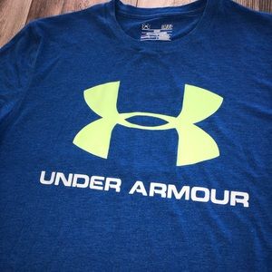 Under Armour T-shirt